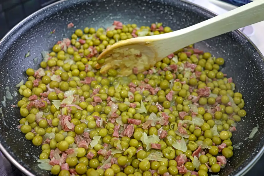 guisantes con jamón