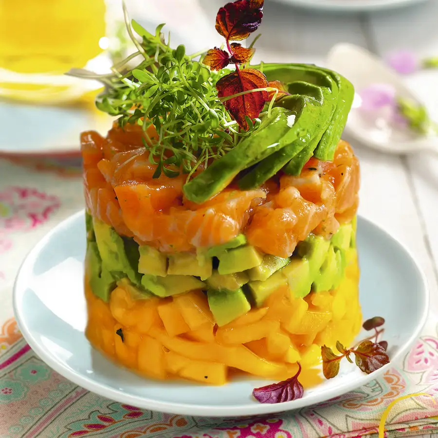 Timbal de aguacate y mango