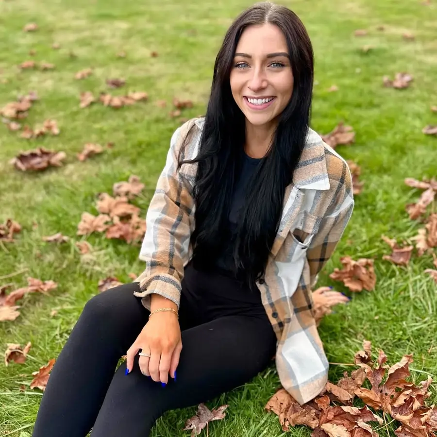 Jenna Rizzo, experta en adelgazar: "La diferencia entre estas fotos es la cantidad de cardio que estaba haciendo y la cantidad de calorías que estaba comiendo"
