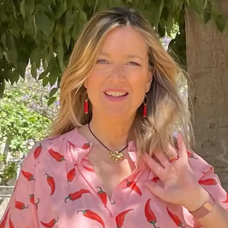 Montserrat Beltrán, experta en feng shui, sobre dónde poner fotos de los hijos en casa: “En el recibidor, el dormitorio y el baño debemos tomar precauciones"