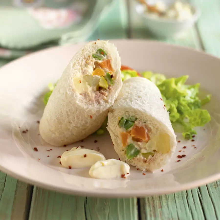 Rollitos de atún con pan de molde