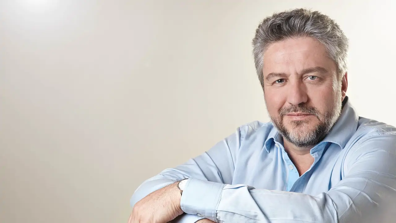 Álex Rovira, experto en crecimiento personal: “Vivir es muy sencillo. Se trata de resolver y de no fastidiar la vida a los demás”