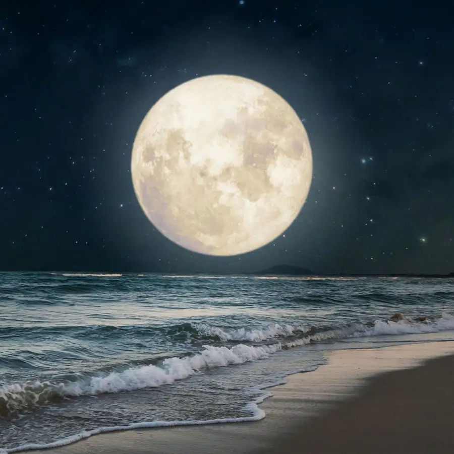 Calendario lunar de julio 2025: fases de la luna, corte de pelo y depilación