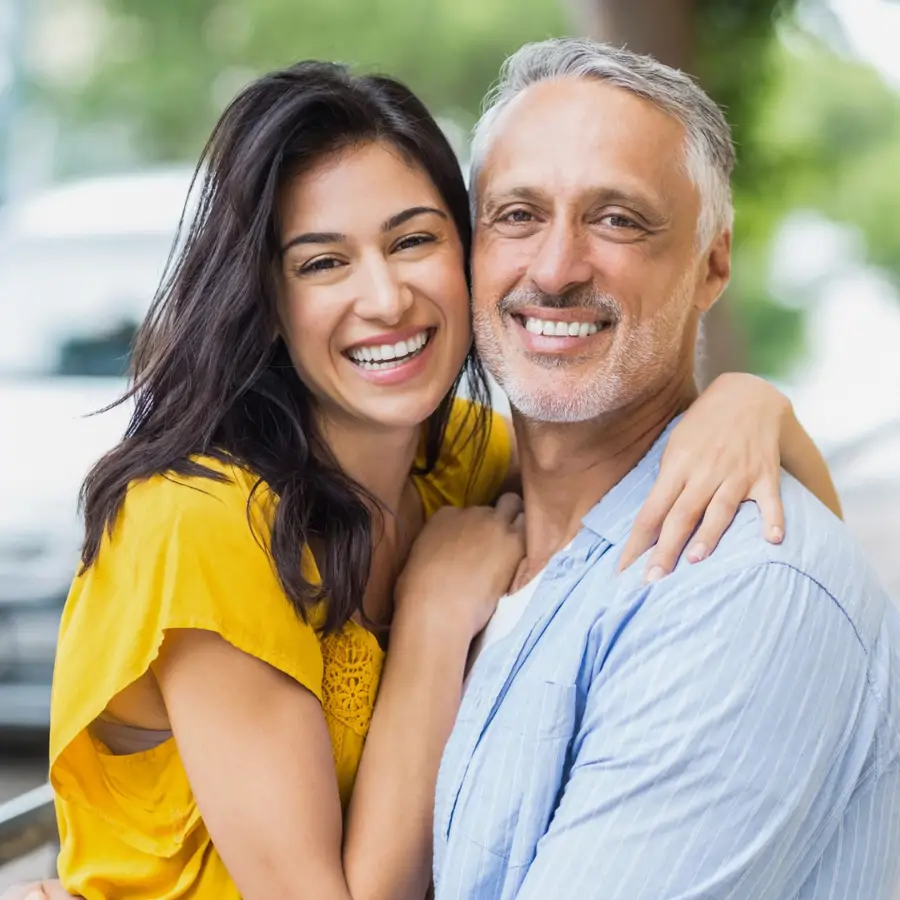 Qué dice la psicología de las personas a las que les gusta salir con parejas más mayores
