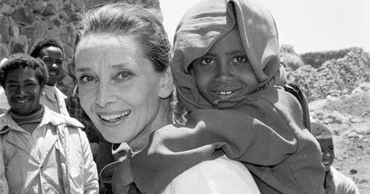 Cuando Dejar Ir Es Lo Mejor: Reflexiones Sobre las Relaciones y el Legado de Audrey Hepburn