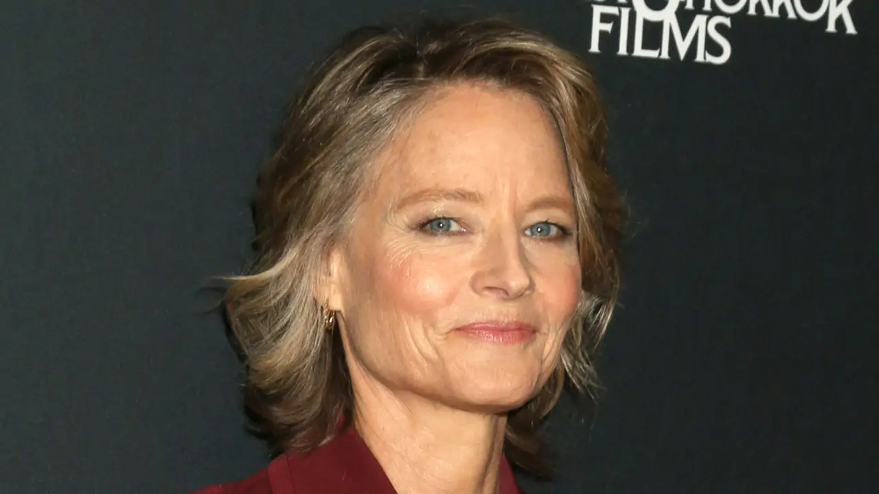 [Imagen: jodie-foster_b7813e62_250721111800_1280x720.webp]