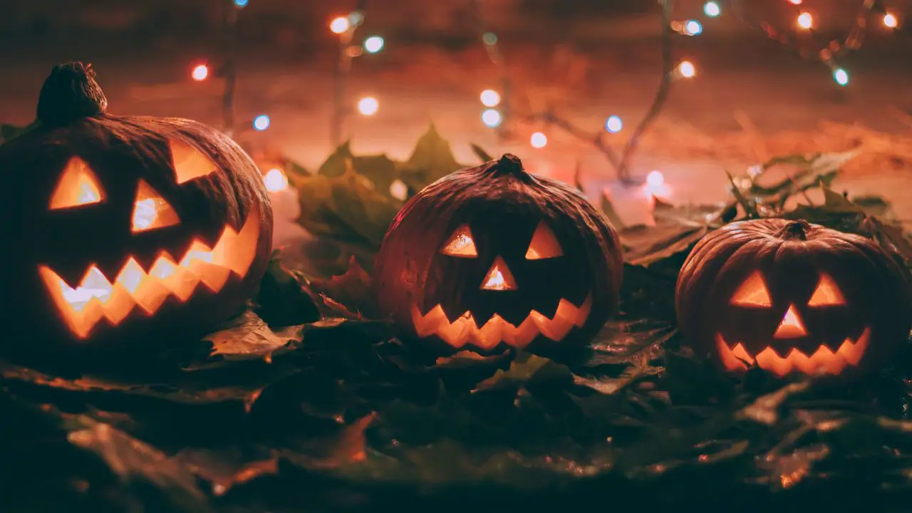 3 peinados fáciles para disfrazar a los niños en Halloween - Paso a paso, image size:1280x720